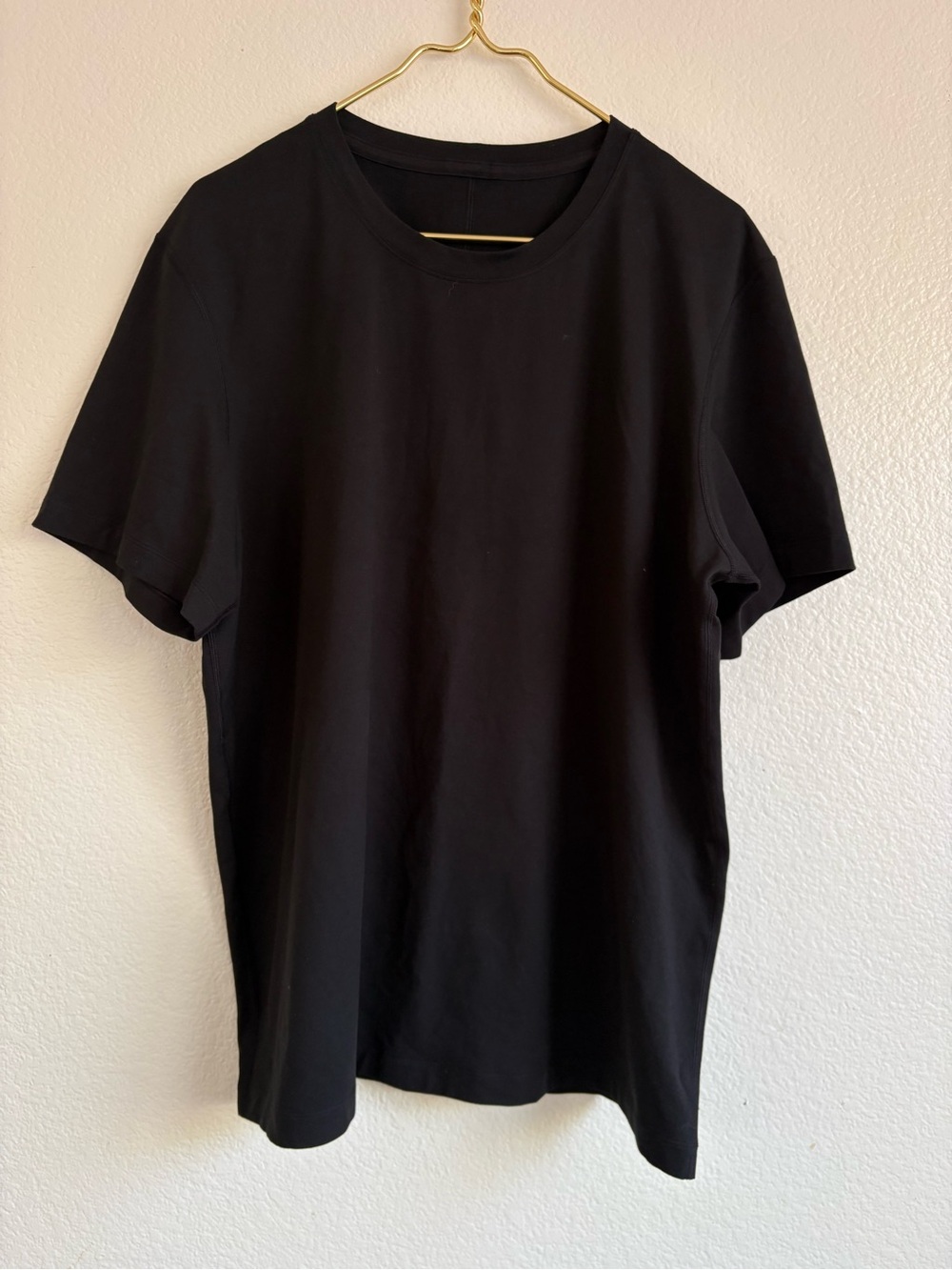 lululemon athletica Black Short Sleeve Crew Tee